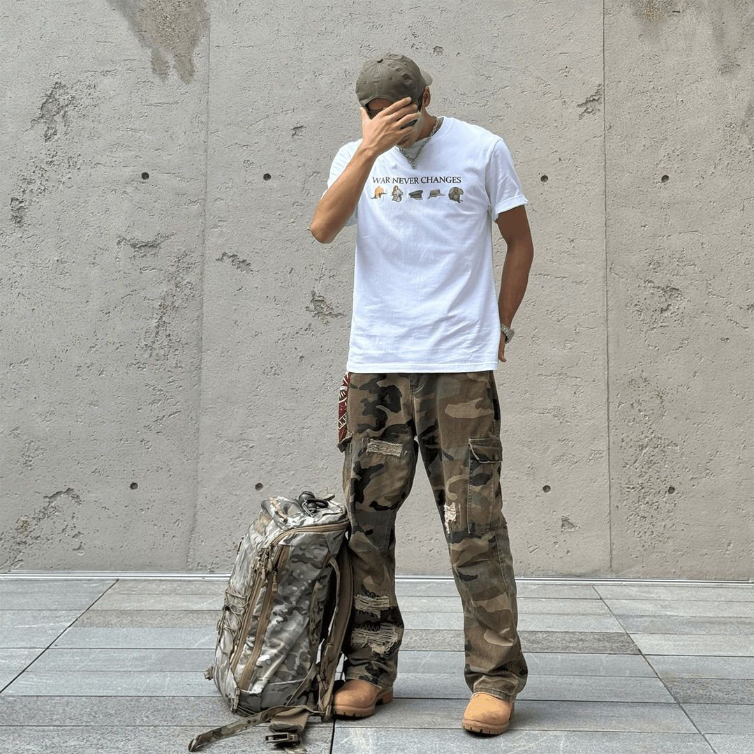 خوذة تطور التاريخ الاتجاه الأم - مراجعة Streetwear Brand Tees وسعره