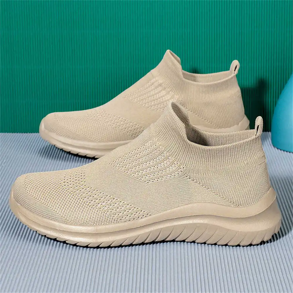 أحذية تنس جديدة ناعمة باللون ا - مراجعة Streetwear Brand Sale وسعره